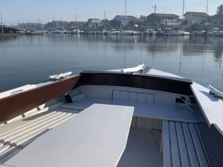 Charter a Dubourdieu Pinasse in Arcachon on Samboat