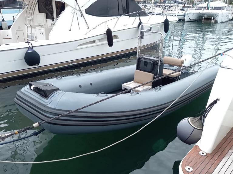 Yacht charter Murta Maria - Rib X RIB X 575 on SamBoat