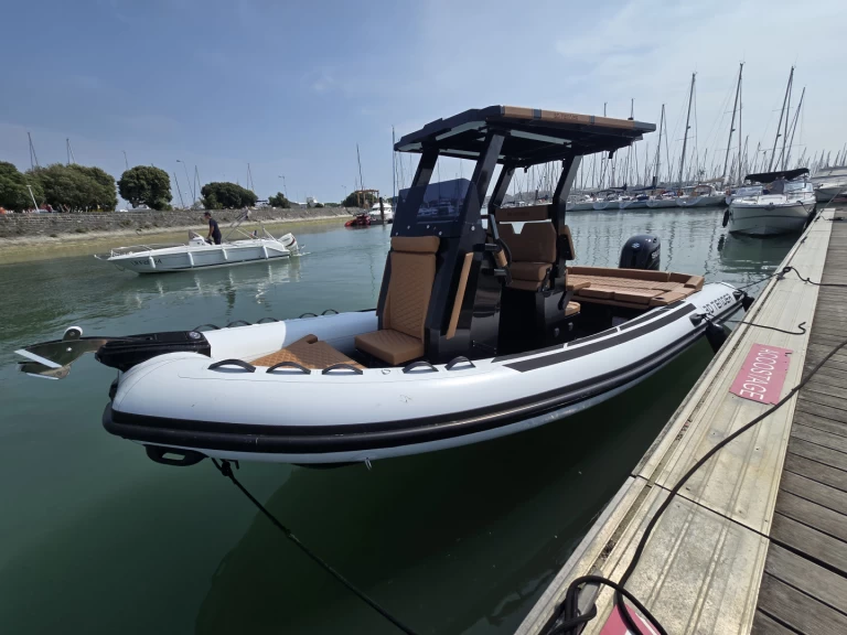 Yacht hire La Rochelle cheap 3 d tender