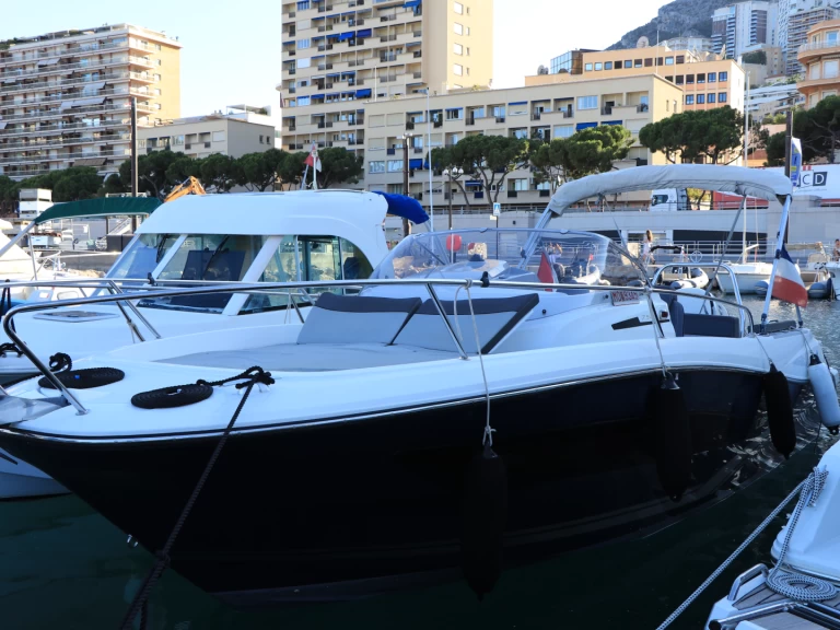 Motorboat hire in Monaco-Ville - Jeanneau Cap Camarat 7.5 WA Serie 2