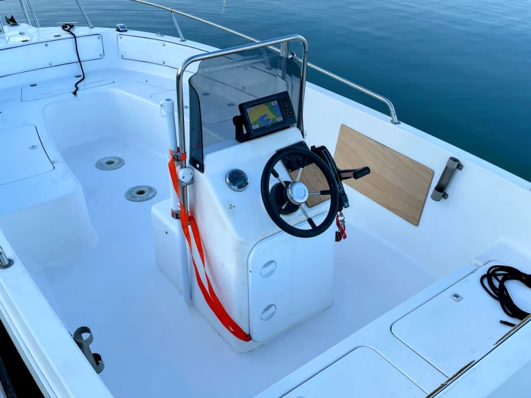 Yacht hire La Rochelle cheap Fiesta 510