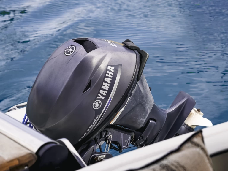 Yacht hire l'Estartit cheap Majestic