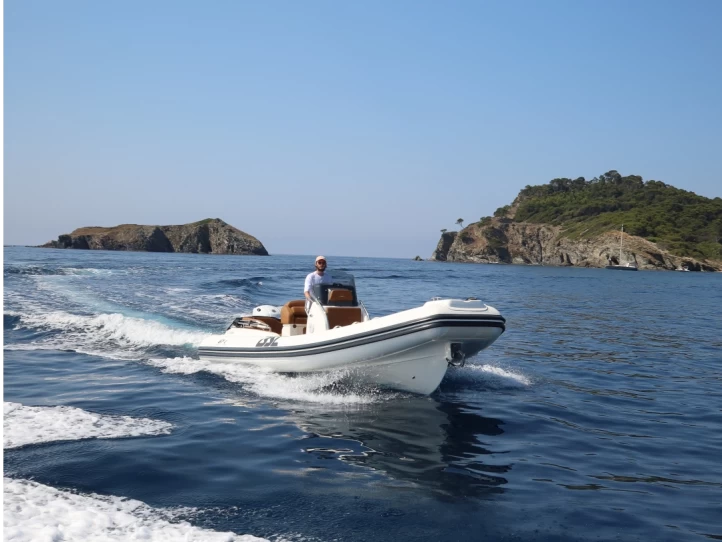 Bsc Bsc 67 élégance charter bareboat or skippered in  Carqueiranne