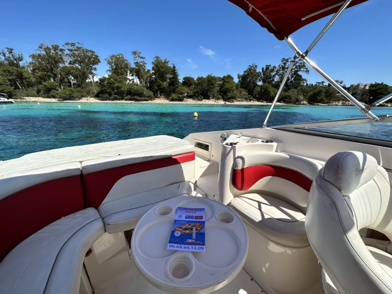 Hire a Rinker Captiva 232 Cudy Vieux Port de Cannes
