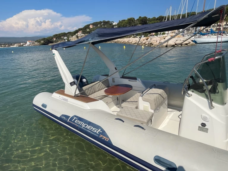 Charter a Capelli Tempest 770 in La Madrague on Samboat