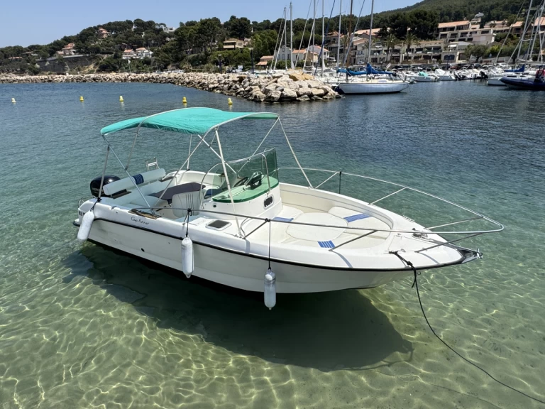 Motorboat hire in La Madrague - B2 Marine Cap Ferret 650 Open Swing