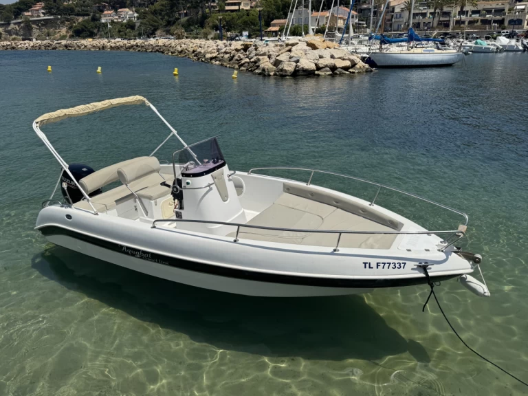 Yacht hire La Madrague cheap 550