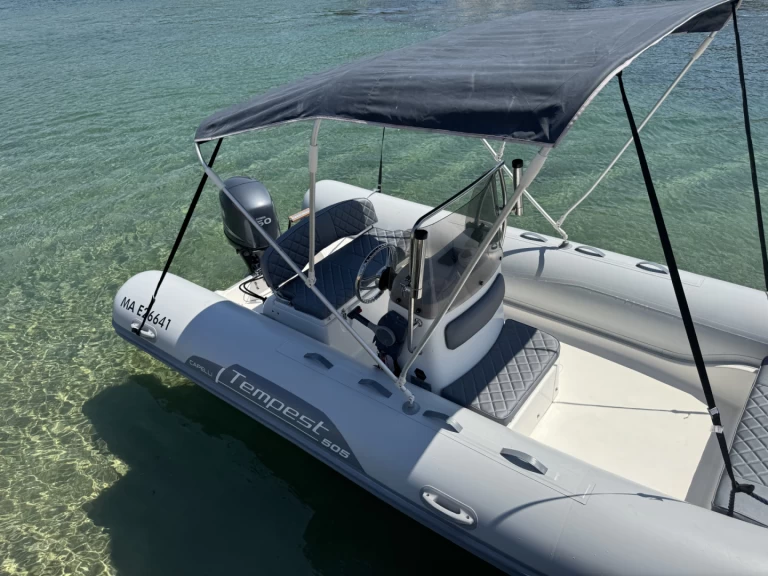 Yacht hire La Madrague cheap Tempest 505 Easy
