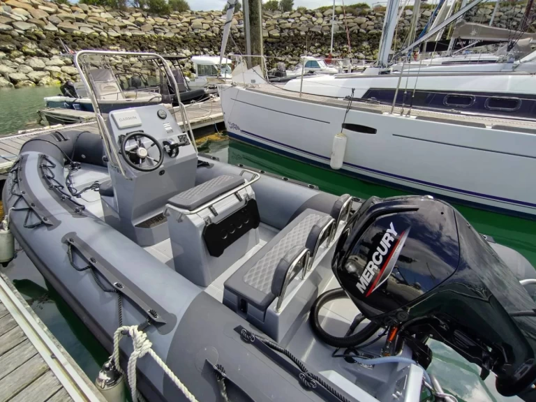 Hire a 3D Tender 3D Tender 600 Patrol Saint-Quay-Portrieux