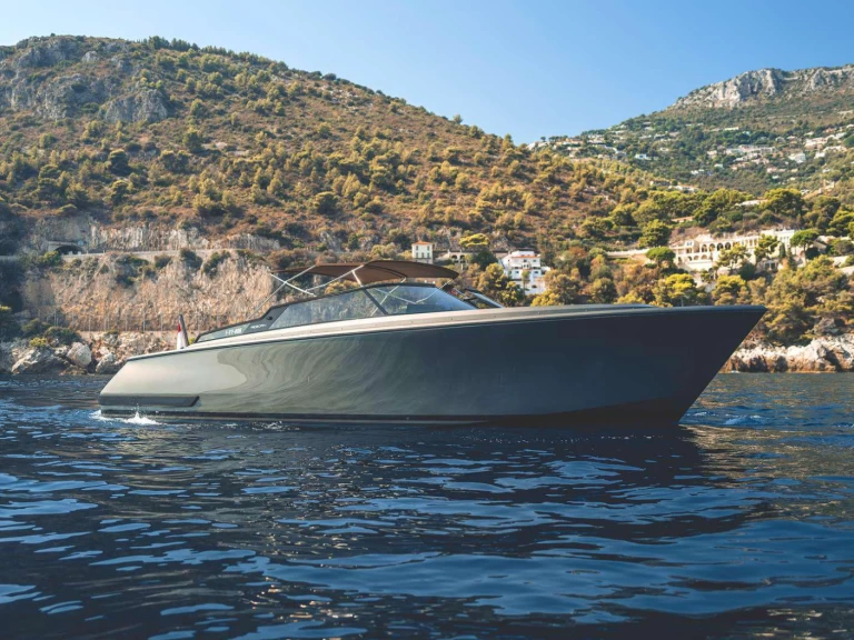 Hire Motorboat with or without skipper Reborn Antibes