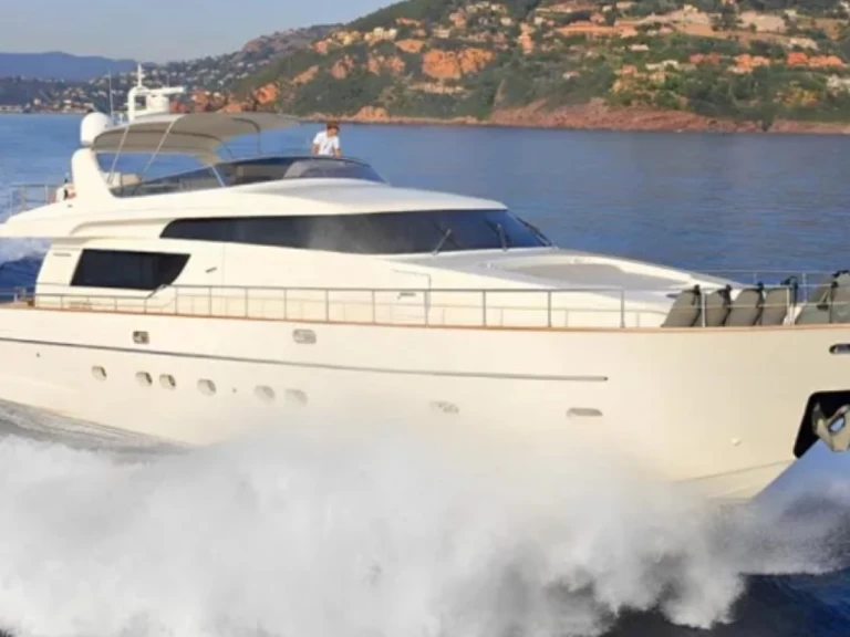 Charter a Sun Lorenzo 72 in Golfe-Juan on Samboat