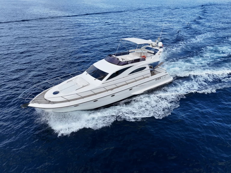 Charter a Dellapasqua DC 14 Fly in Castellammare di Stabia on Samboat