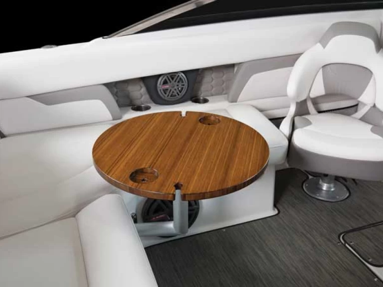 Yacht hire Cannes cheap HD 240 OB