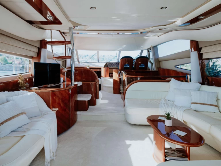 Yacht charter Porto Cheli - Princess, UK Lady Hope on SamBoat