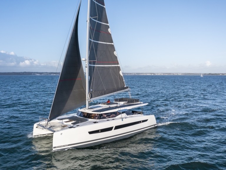 Yacht charter La Forêt-Fouesnant - Fountaine Pajot Aura 51 on SamBoat