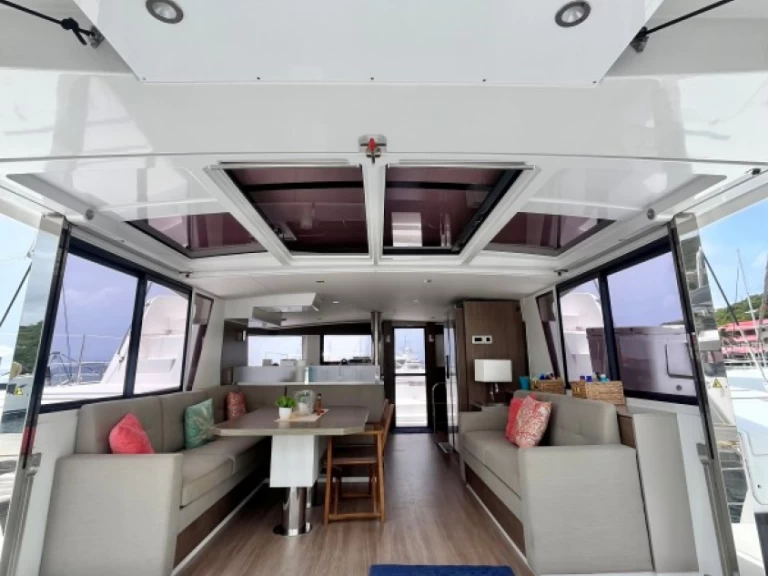 Yacht hire Parham Town cheap Bali 4.6