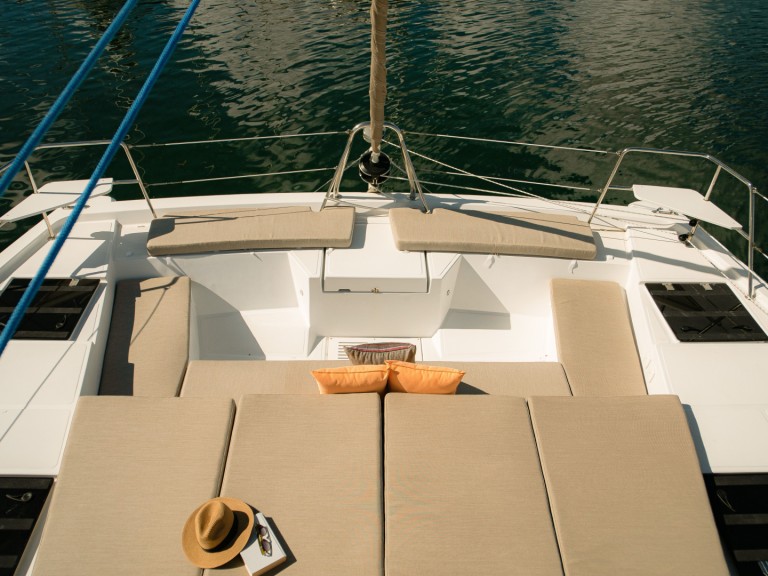 Hire Catamaran Bali with a boat licence