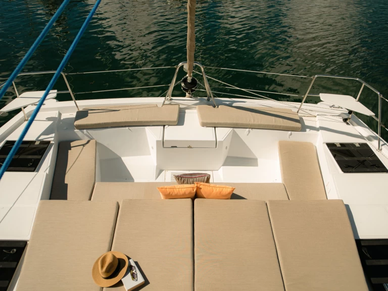 Hire Catamaran Bali with a boat licence