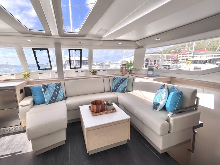 Yacht charter Parham Town - Fountaine Pajot Tanna 47 on SamBoat