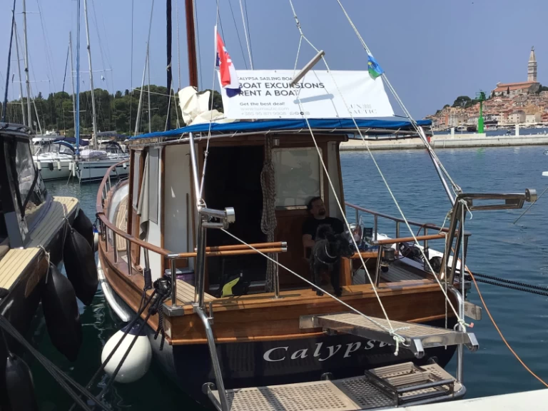 Hire Sailboat  with a boat licence