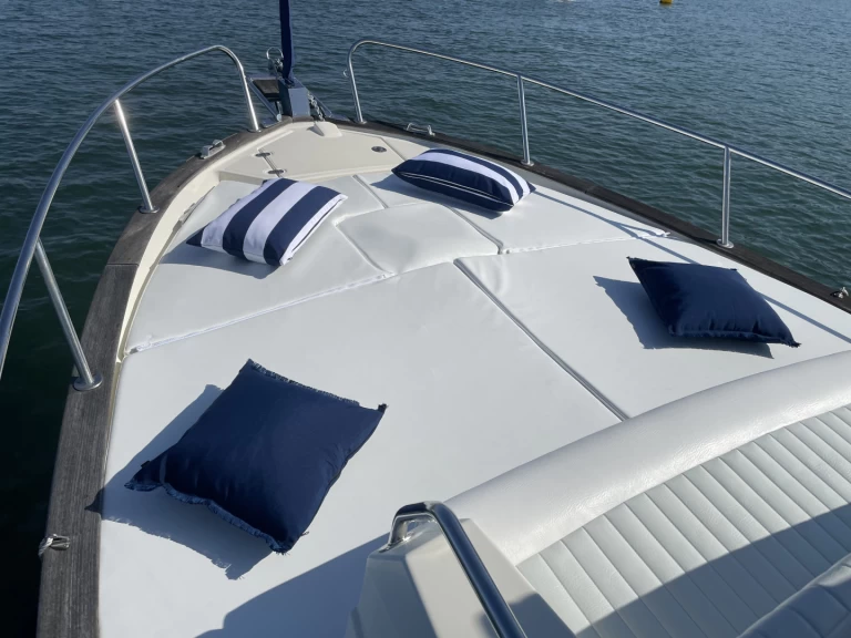 Yacht charter Arcachon - Rhea Rhea on SamBoat