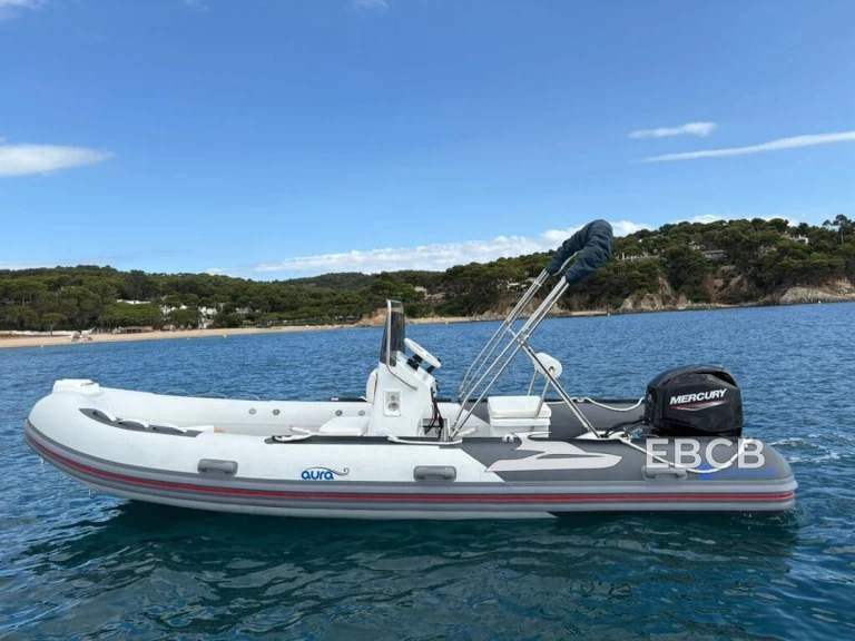 Hire a Silver 495 Palamós