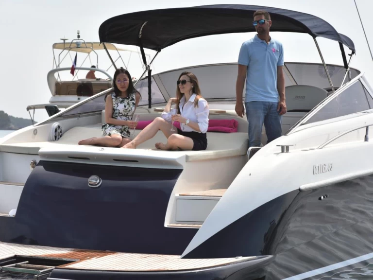 Motorboat hire in Juan-les-Pins - Marine Yachting MIG 43