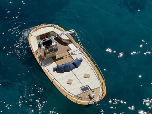 Hire Motorboat with or without skipper Fratelli Aprea Capri