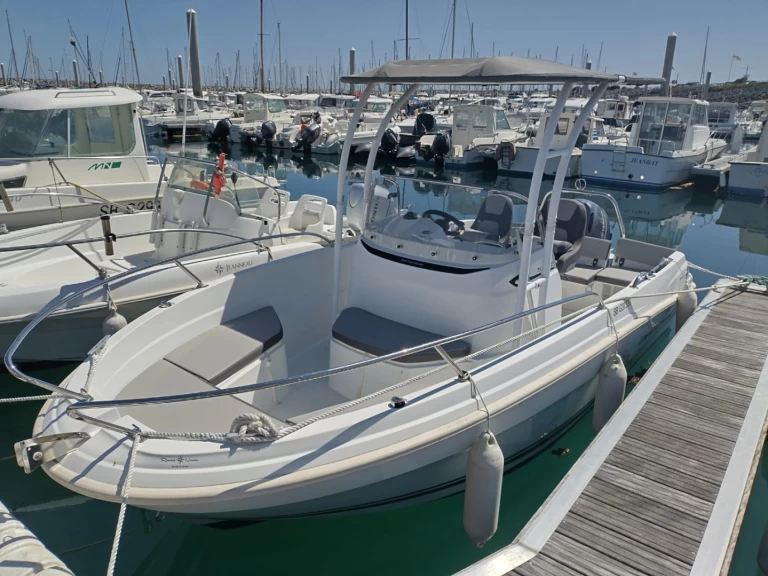 Jeanneau Cap Camarat 5.5 CC Serie 2 charter bareboat or skippered in  Saint-Quay-Portrieux