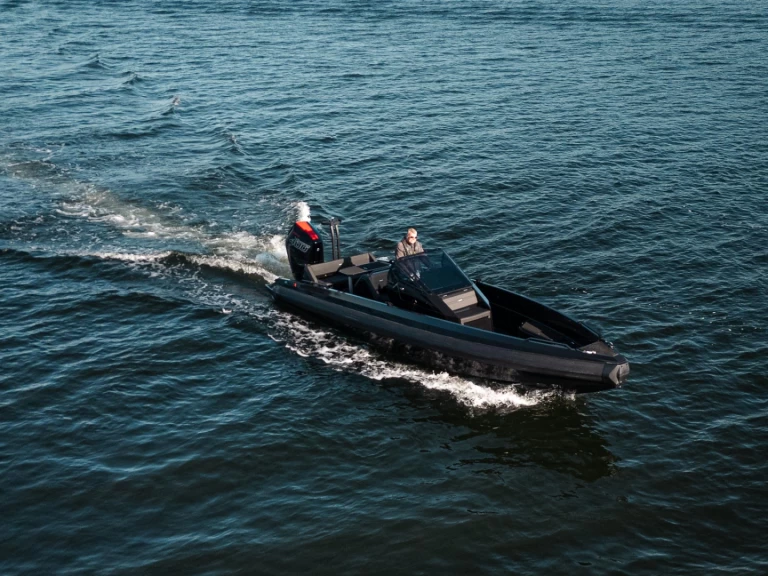 Hire a IRON 827 Stockholm