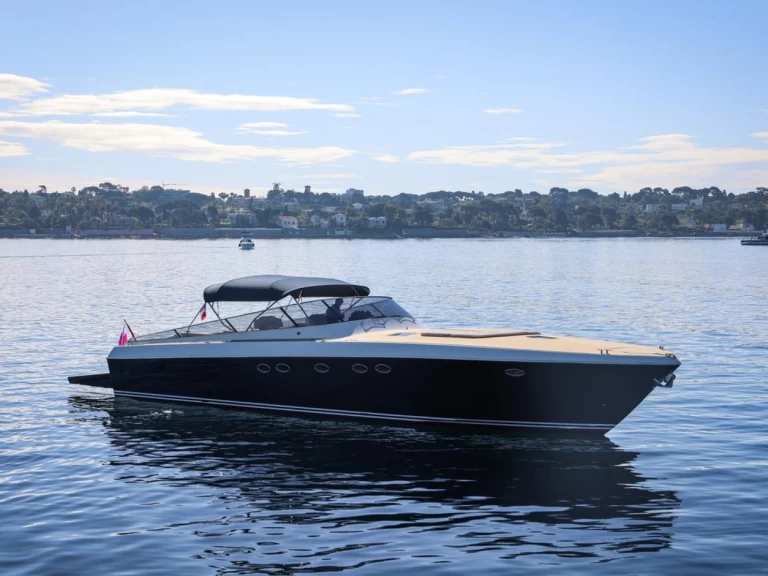 Itama 55 charter bareboat or skippered in  Juan-les-Pins