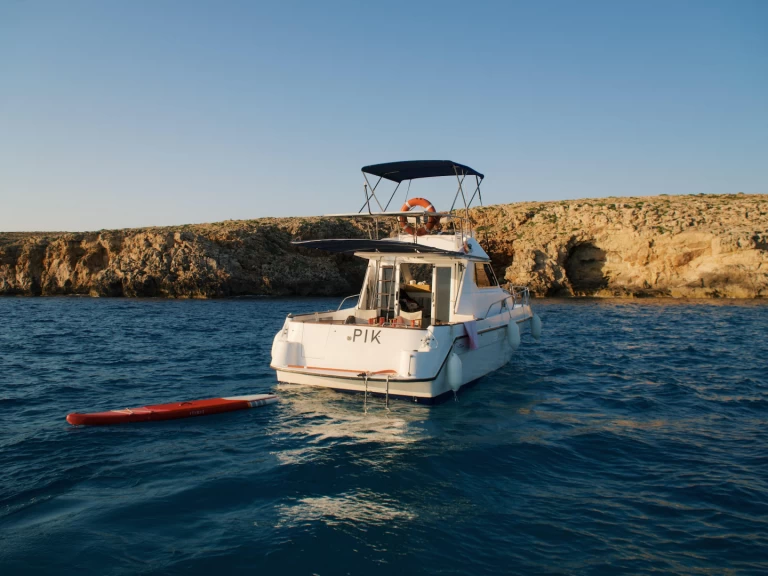 Hire Motorboat with or without skipper ASTINOR Port de Ciudadella