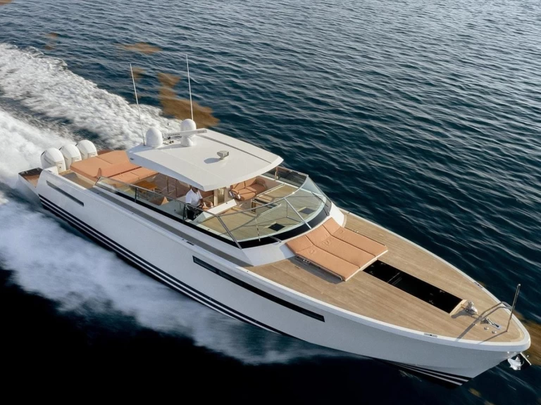 Yacht hire Juan-les-Pins cheap 60