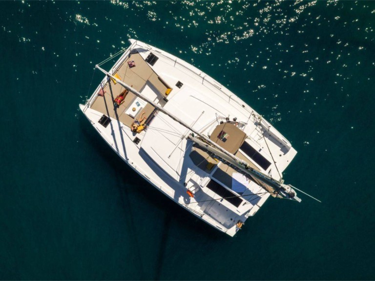 Catamaran to hire Pirovac at the best price
