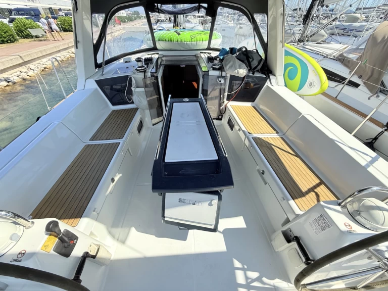 Yacht hire Sukošan cheap Oceanis 41
