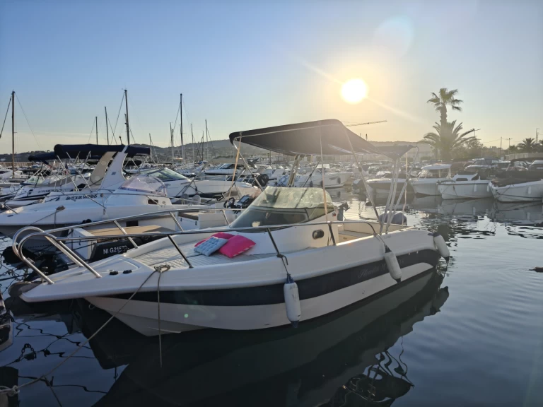 Yacht charter Sainte-Maxime - Tecnomariner Stealth Mithos  on SamBoat