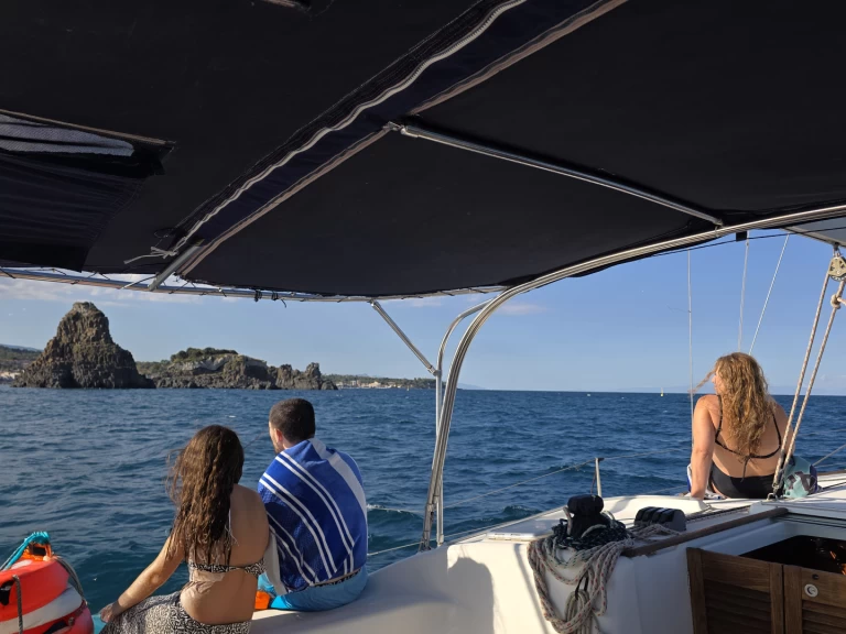 Yacht hire Catania cheap Cyclades 43.4