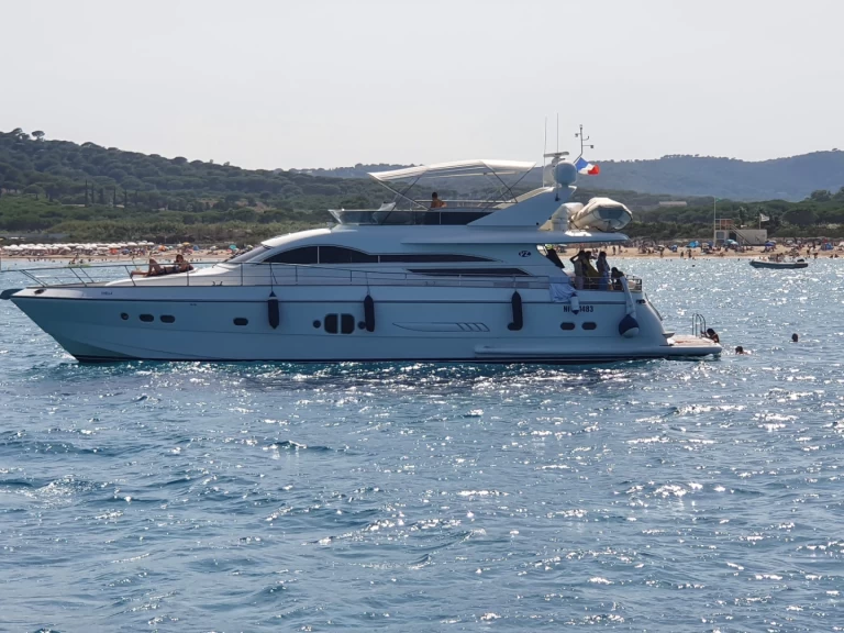 Yacht charter Saint-Raphaël - vz 68 on SamBoat