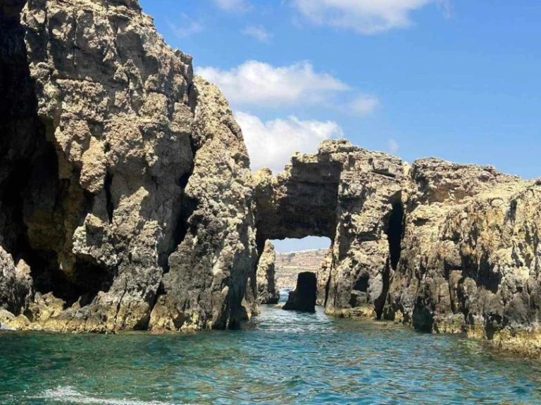 Hire Motorboat with or without skipper Coronet Ċirkewwa