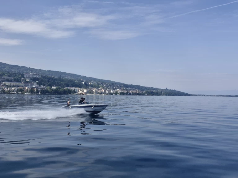 Hire Motorboat with or without skipper Cadorette Évian-les-Bains