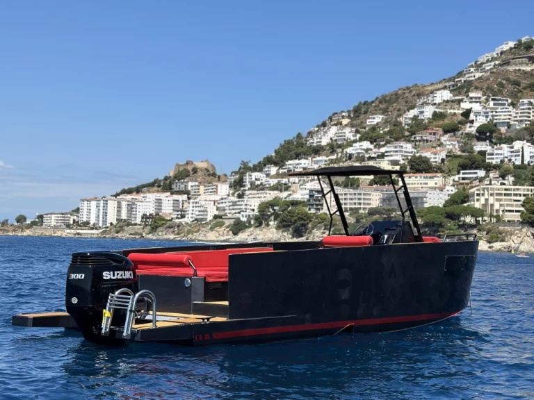 Yacht hire Roses cheap BA 75