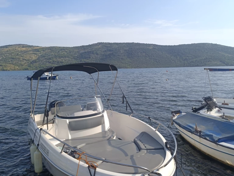 Hire Motorboat with or without skipper AM Yacht Poljica