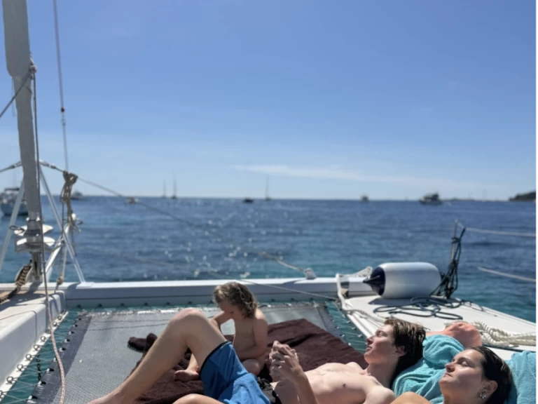 Catamaran hire in Théoule-sur-Mer - Lombardini Lady Hawke 39 Cabrio