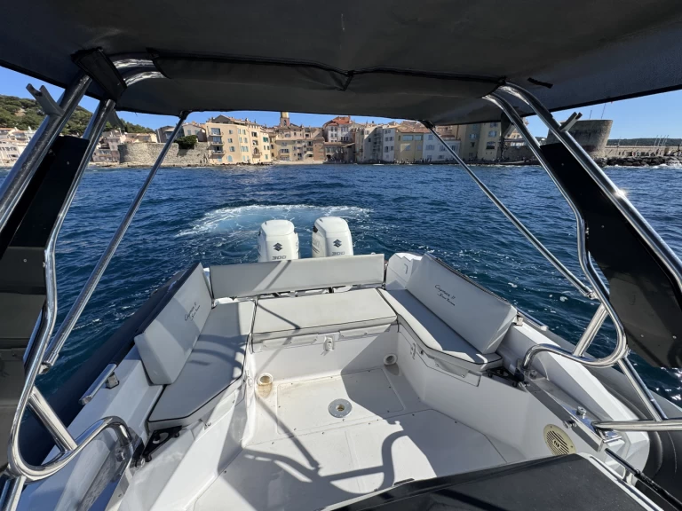 Yacht hire Port Cogolin cheap Cayman 31 Sport Touring