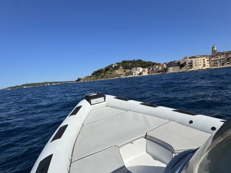 Yacht charter Port Cogolin - Ranieri Cayman 31 Sport Touring on SamBoat