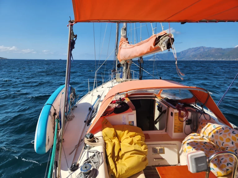 Yacht charter Saint-Florent - Jeanneau Sun Fizz on SamBoat