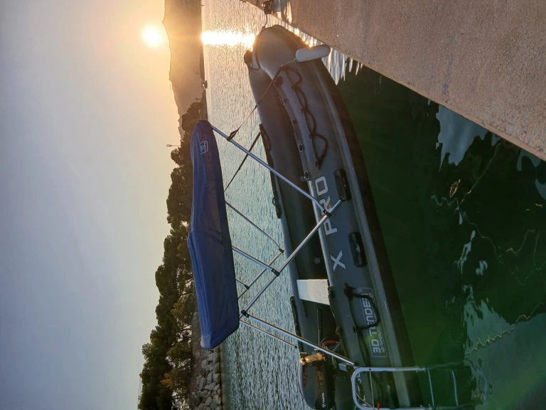 Hire RIB X-Pro with a boat licence