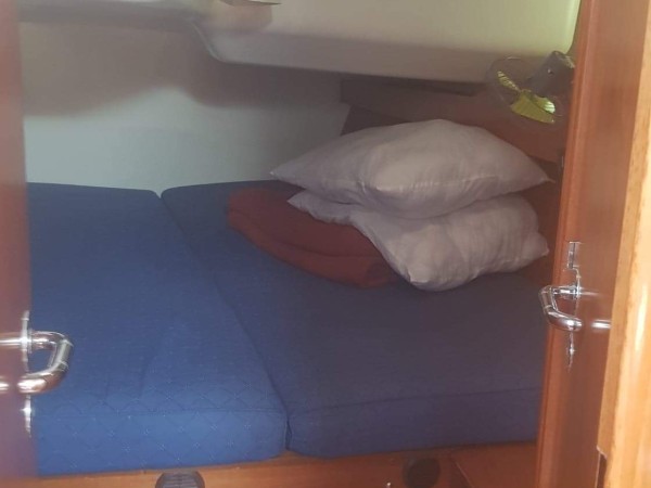 Charter a Jeanneau Sun Odyssey 45 in Kos on Samboat