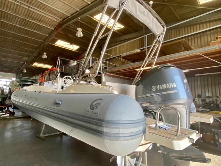 Yacht hire Saint-Cyprien cheap Tempest 700