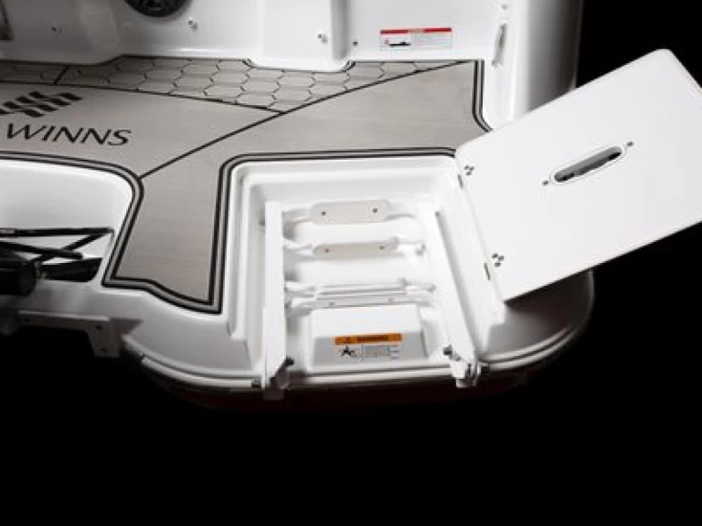 Yacht charter Cannes - Four Winns HD 240 OB on SamBoat